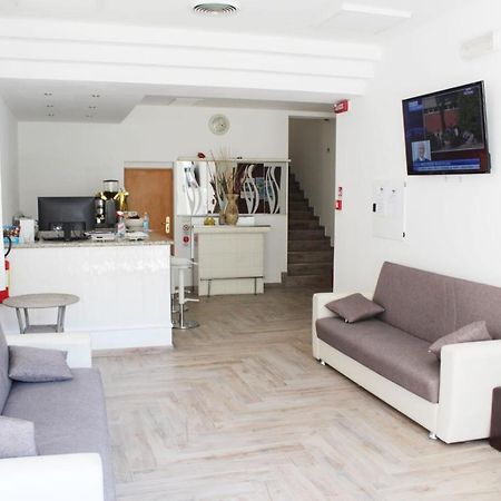 Hotel Luna Rimini Zewnętrze zdjęcie
