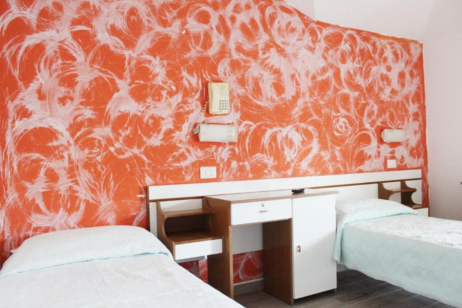 Hotel Luna Rimini Zewnętrze zdjęcie