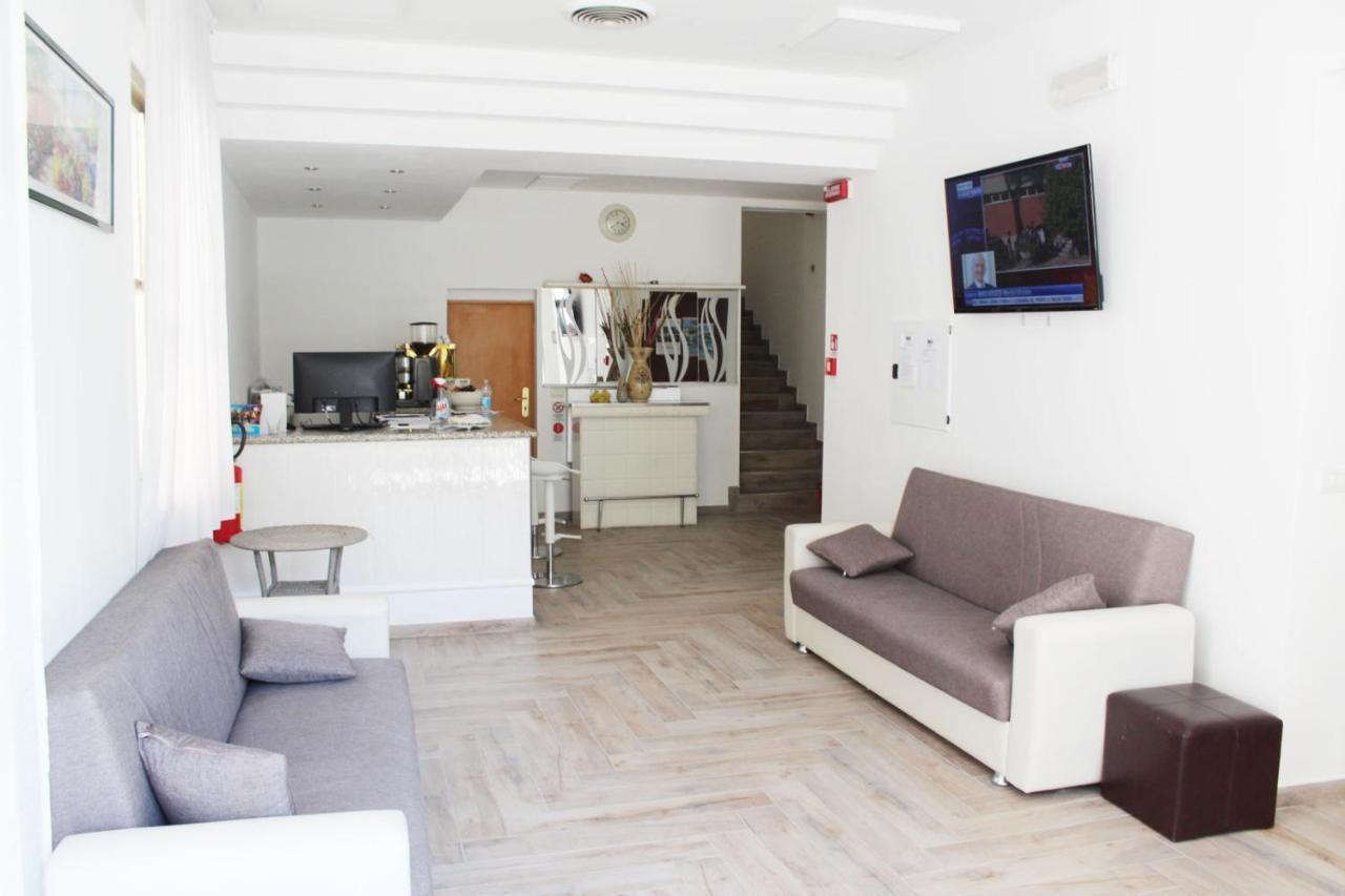 Hotel Luna Rimini Zewnętrze zdjęcie