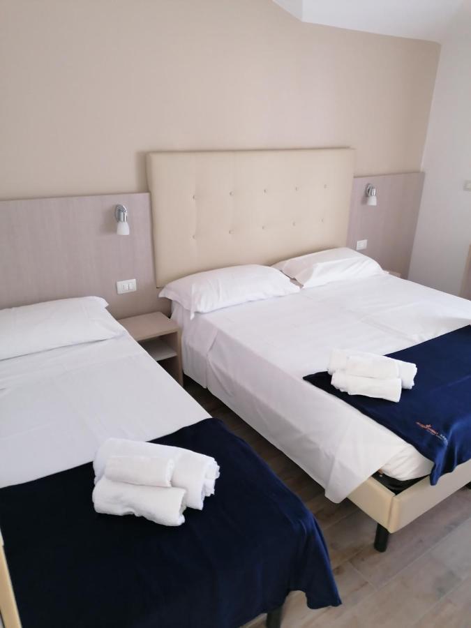 Hotel Luna Rimini Zewnętrze zdjęcie